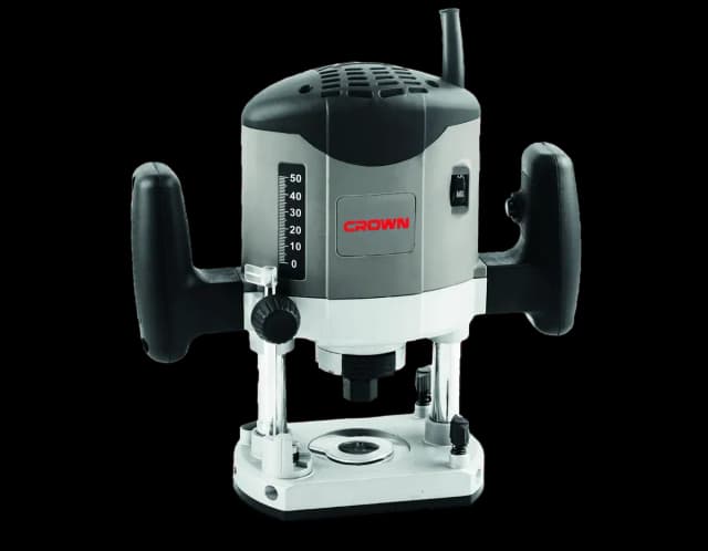 Crown Freze 1400W Ct11002
