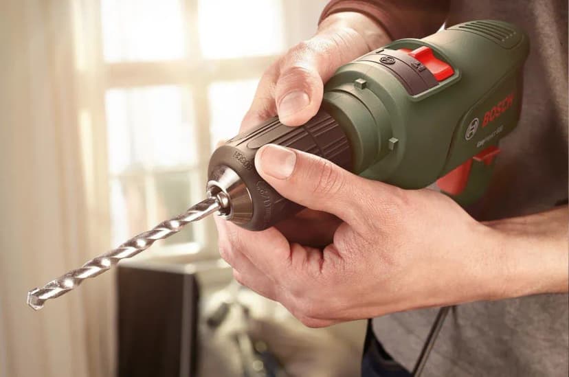 Bosch EasyImpact 600 Darbeli Matkap - 0603133000 + Bosch Yeşil Sırt Çantası